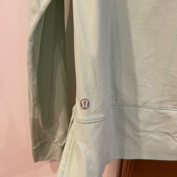 Lululemon Mint Green Pullover/Sweatshirt/Top Size 6 - Picture 6 of 9